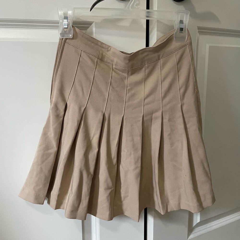 Simons Twik Beige Pleated varsity miniskirt
